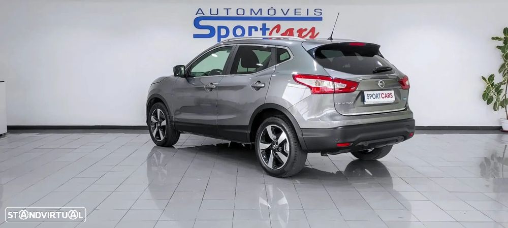 Nissan Qashqai - 4