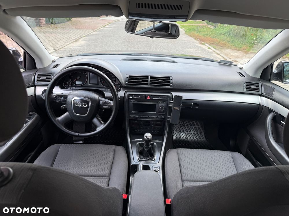 Audi A4 Avant - 19