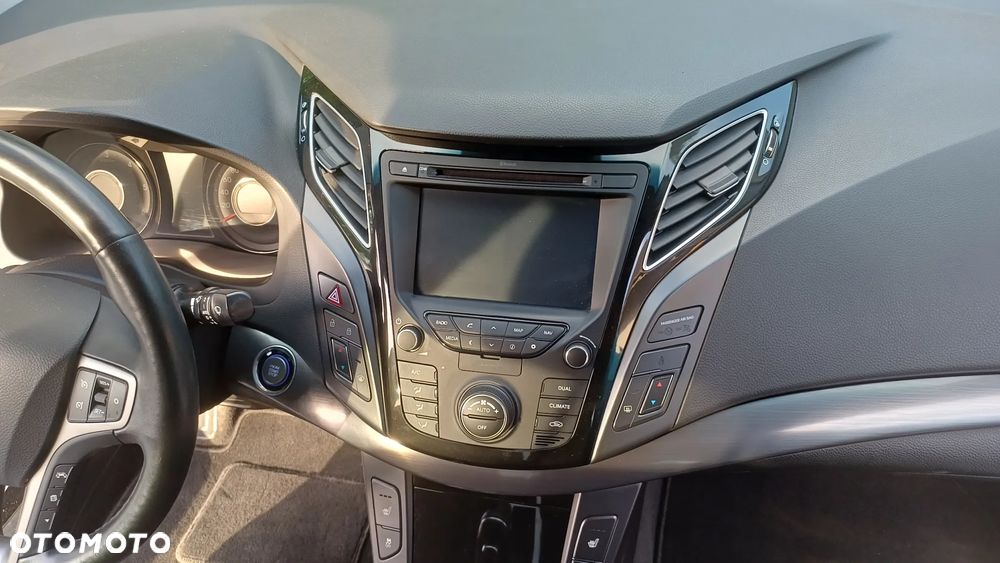Hyundai i40 1.7 CRDi Comfort DCT - 12