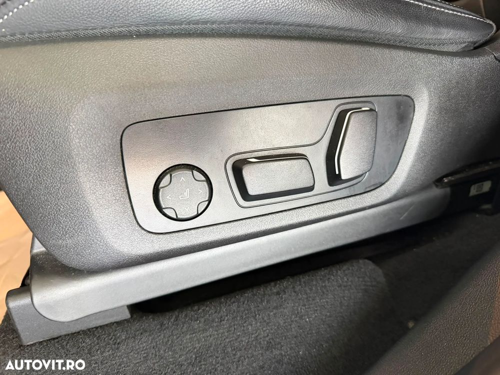 BMW X3 xDrive30i AT Luxury Line - 25