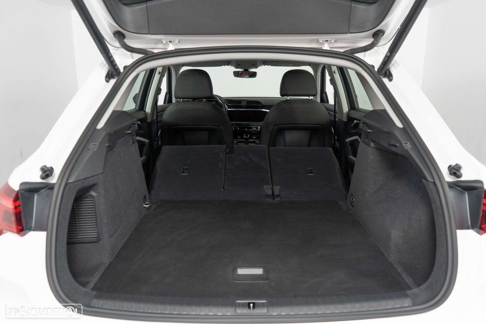 Audi Q3 45 TFSIe S tronic - 16