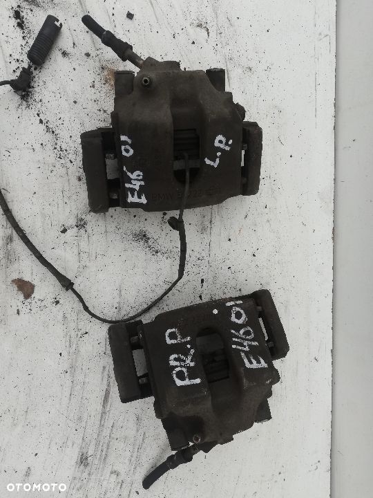 ZACISKI PRAWY LEWY BMW E46 1.9, 2.0, 2.2 - 1