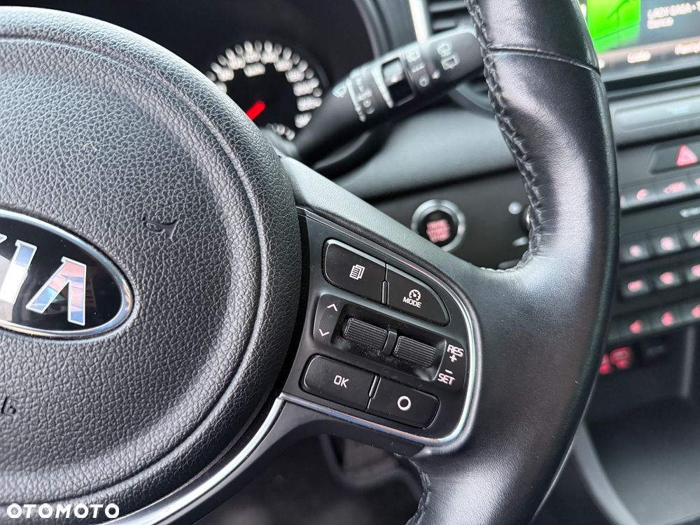 Kia Sportage 2,0 CRDI 2WD ISG Spirit - 21