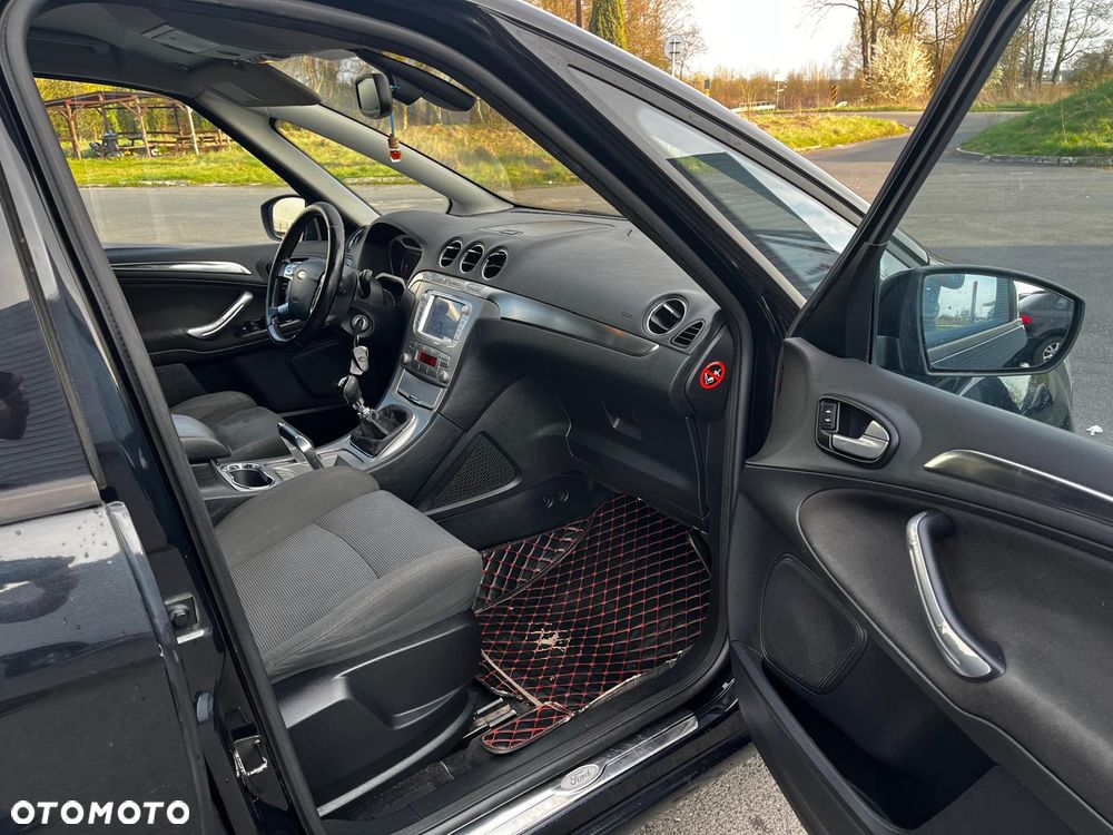 Ford S-Max 2.2 TDCi DPF Titanium - 12