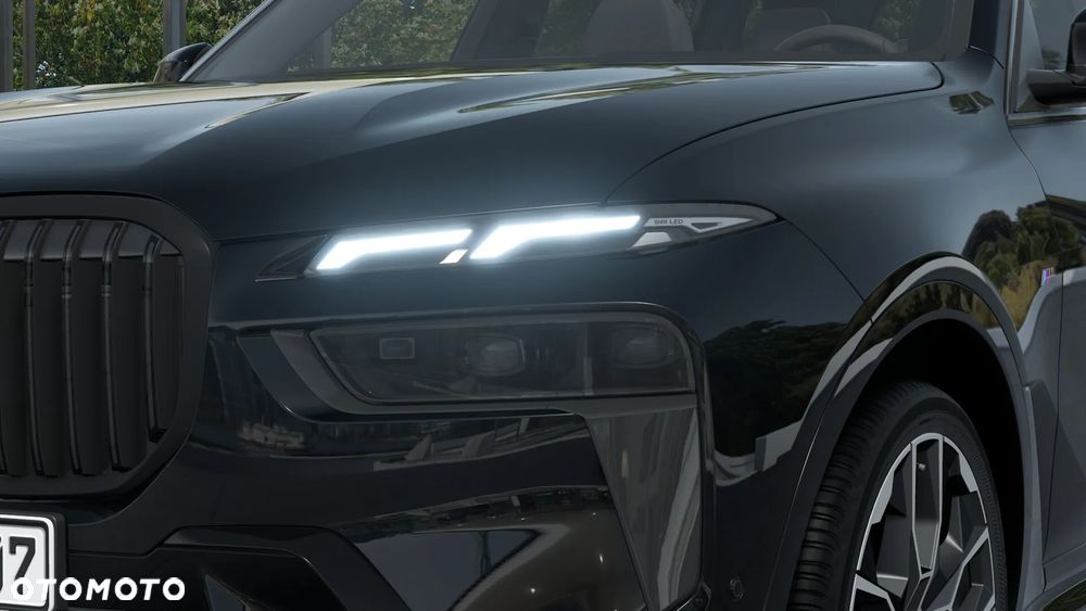 BMW X7 - 7