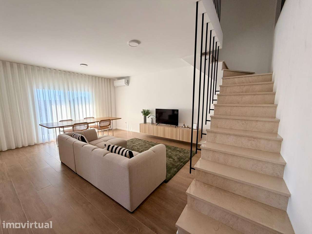 T3+1 duplex à venda na Urbanização Vale Flores – Pinhal Novo - Grande imagem: 4/37