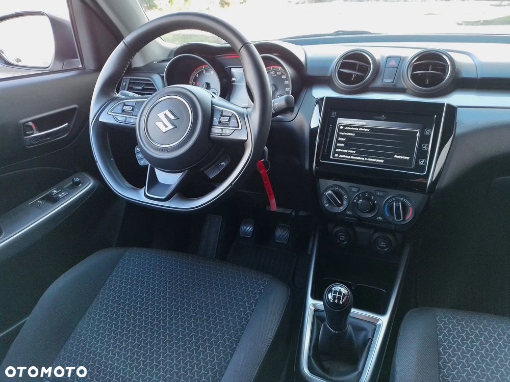 Suzuki Swift 1.2 Dualjet SHVS Premium Plus - 26