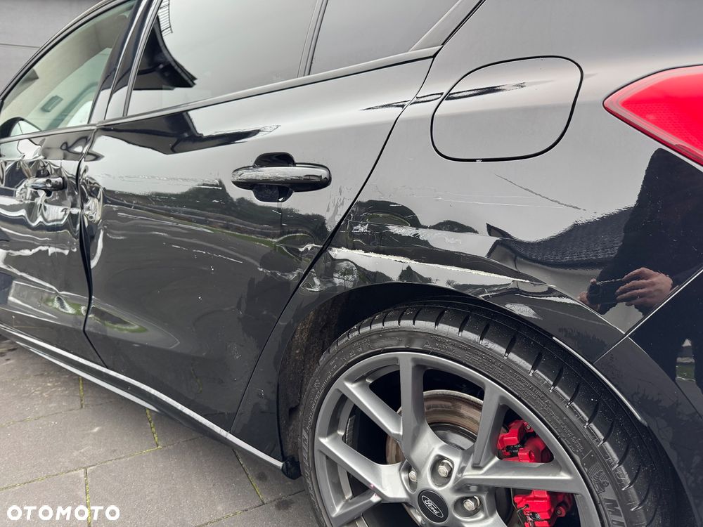 Ford Focus 2.3 EcoBoost ST - 38