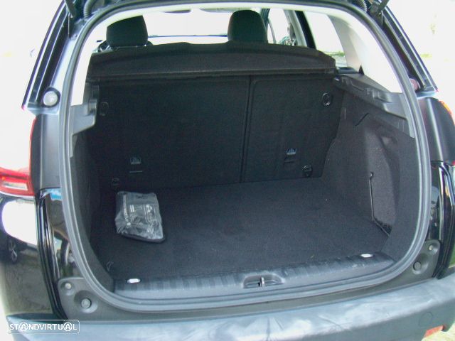 Peugeot 2008 1.2 PureTech Style - 38