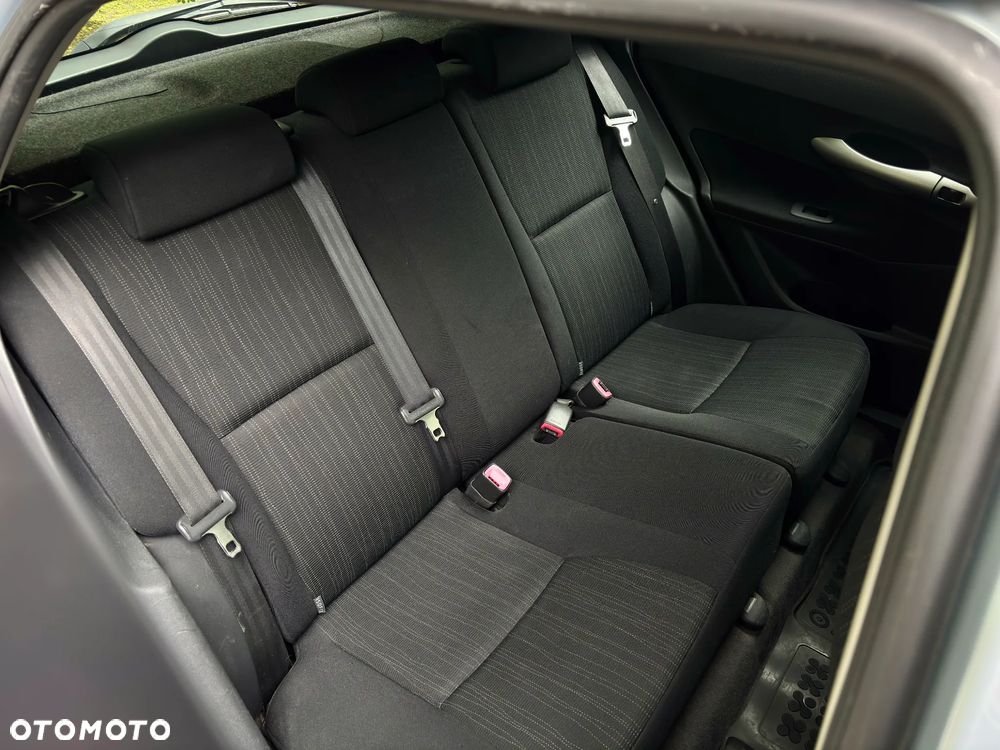 Toyota Auris 1.6 VVT-i Sol - 13