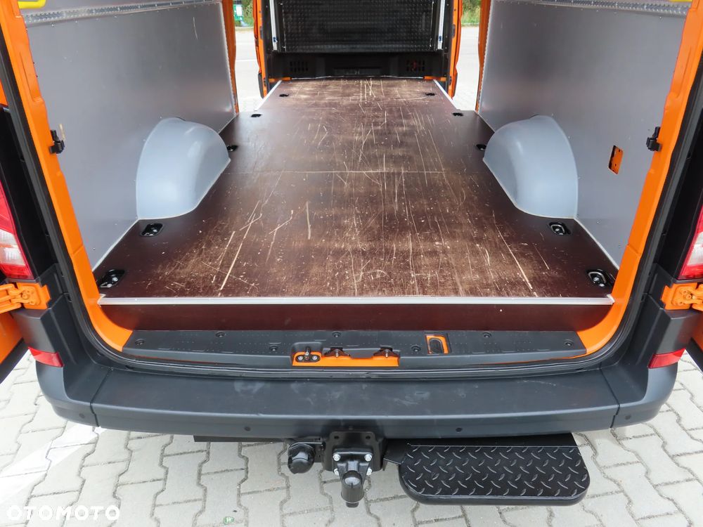 MAN TGE 3.180 4Motion 4x4 2.0 TDI 177 KM Automat 8-Mio Biegowy Blaszak Furgon L4H2 Rozstaw Osi 4490 mm Drzwi Przesuwne Z Obu Stron FULL OPCJA WYPOSAŻENIA HAK 3000 Kg WZMACNIANY Stan Wizualny I Techniczny JAK NOWY Gotowy Dostępny OKAZJA POLECAM - 21