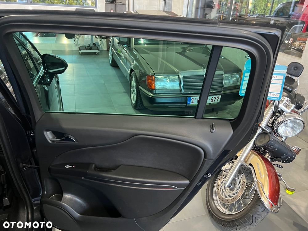Opel Zafira 2.0 D (CDTI ecoFLEX) Start/Stop Active - 24