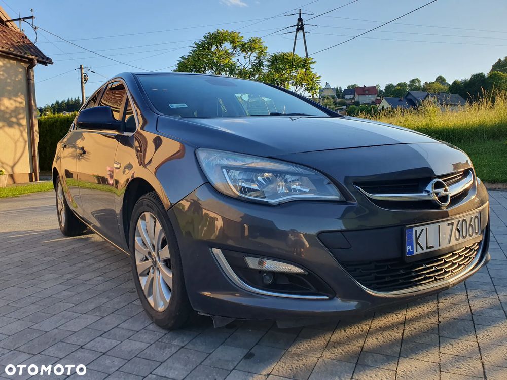 Opel Astra 1.6 CDTI Cosmo - 10
