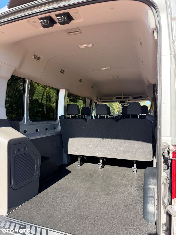 Ford Transit - 20