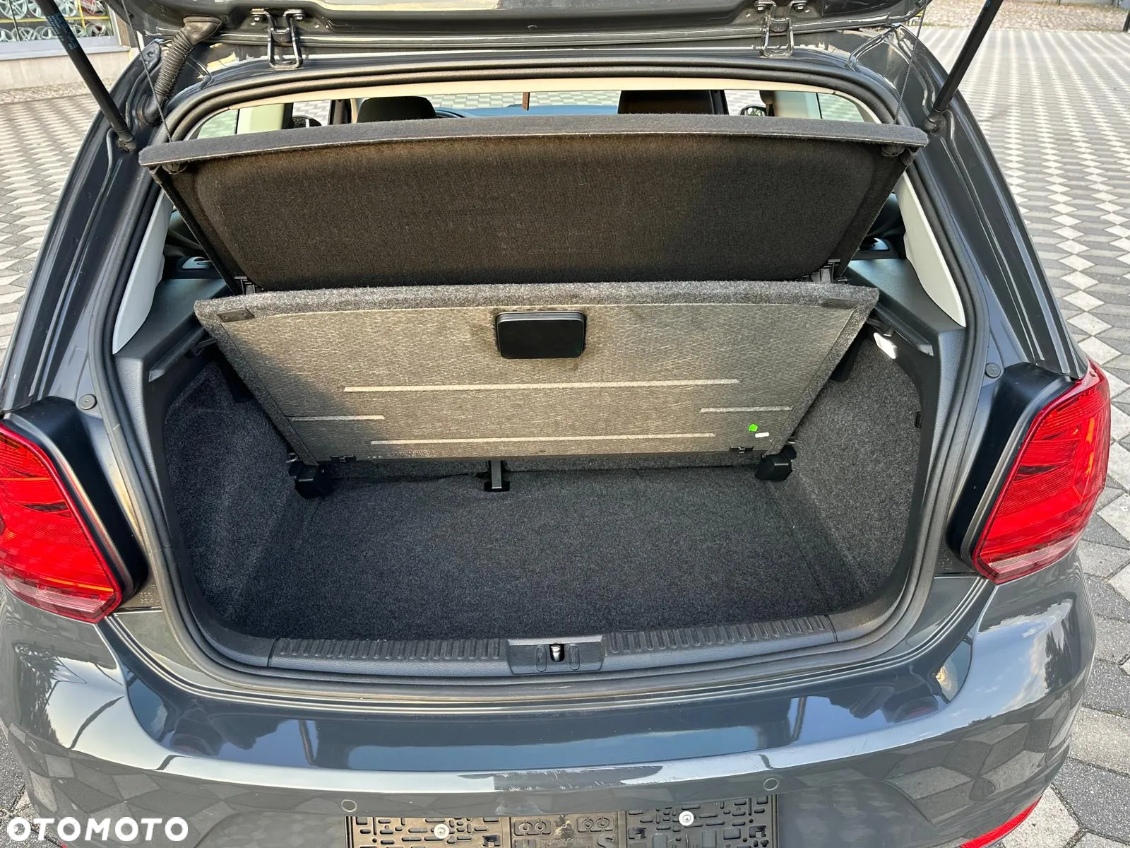 Volkswagen Polo - 8