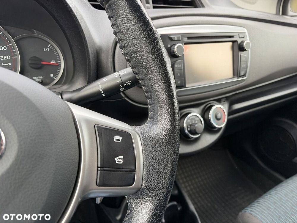 Toyota Yaris 1.33 Premium - 26