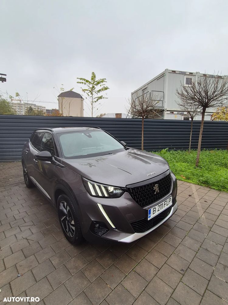Peugeot 2008 1.2 L PureTech STT EAT8 GT Line - 4