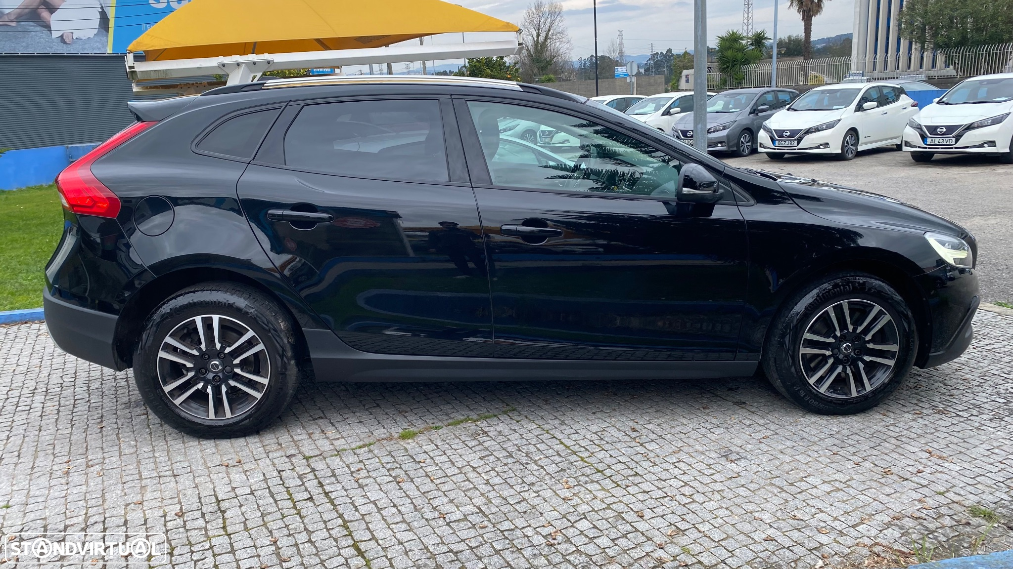 Volvo V40 Cross Country 2.0 D3 Summum - 5