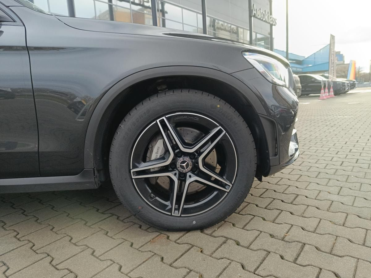 Mercedes-Benz GLC 300 d 4MATIC - 15