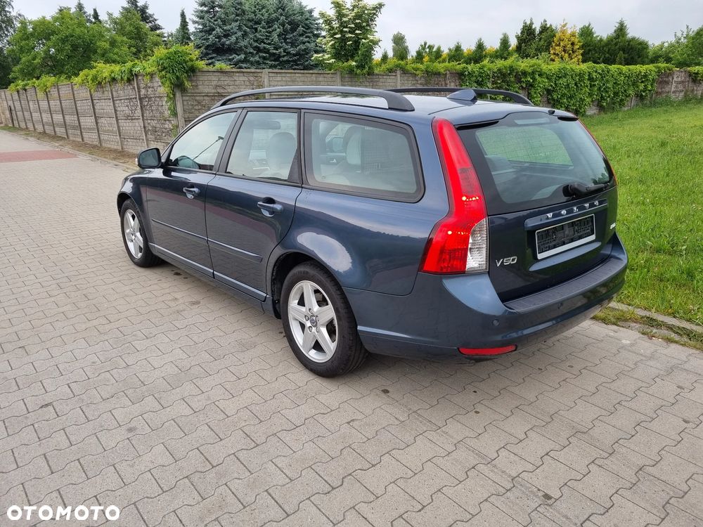Volvo V50 - 2