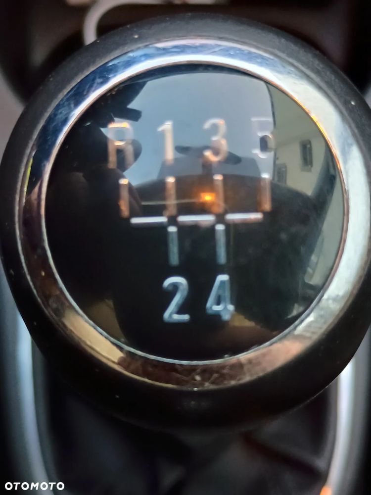 Opel Corsa 1.4 Enjoy - 12