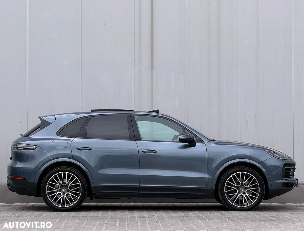 Porsche Cayenne Standard - 10