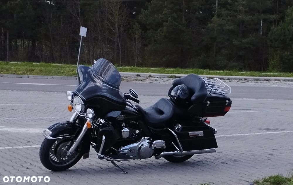 Harley-Davidson FLHTCU Ultra - 2