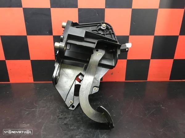 Pedal De Travão Nissan Nv400 Caixa (X62, X62b) - 2