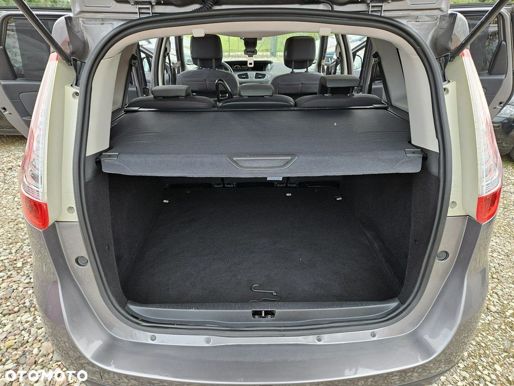 Renault Grand Scenic - 24