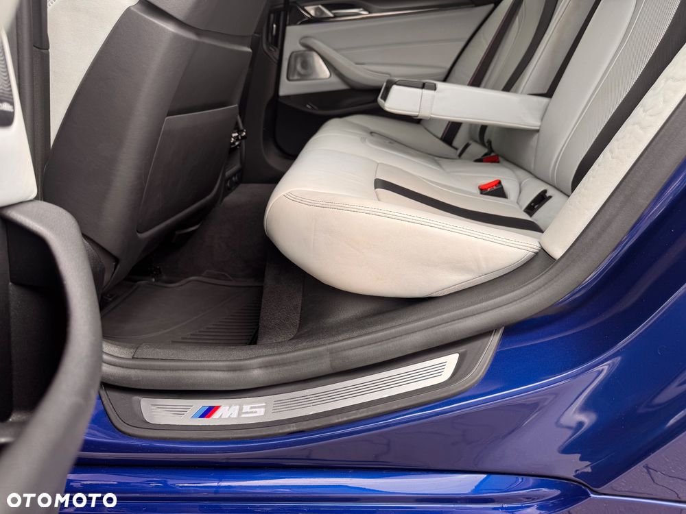BMW M5 - 12