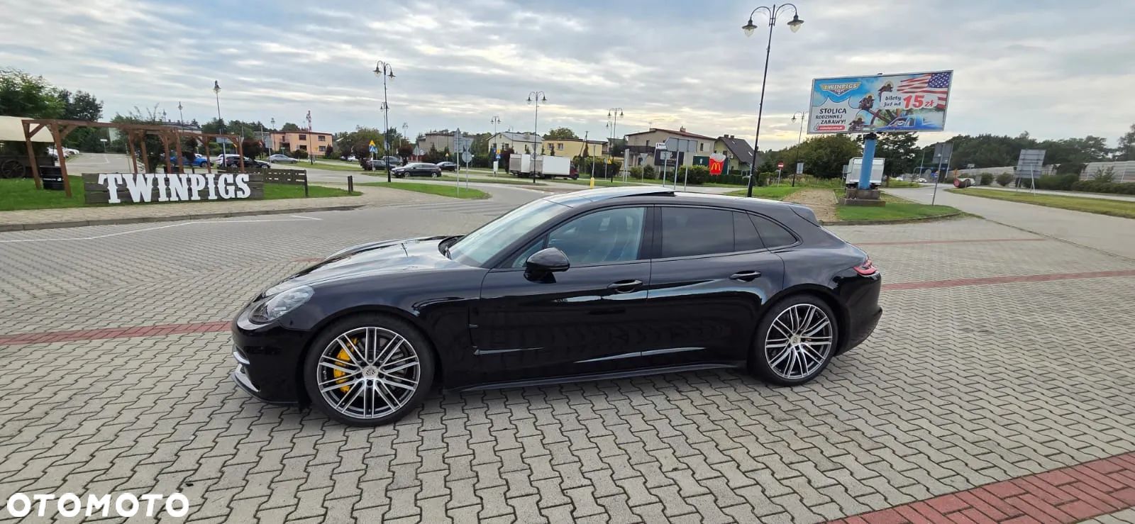 Porsche Panamera 4S Sport Turismo - 1