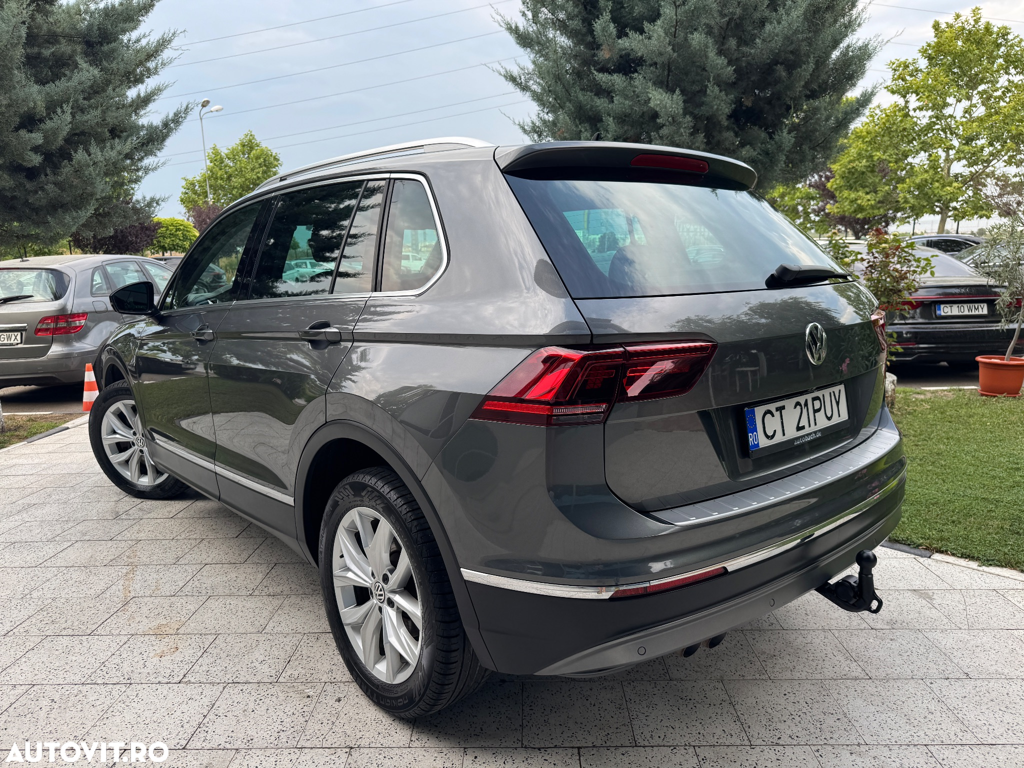 Volkswagen Tiguan 2.0 TDI 4Mot DSG Comfortline - 20