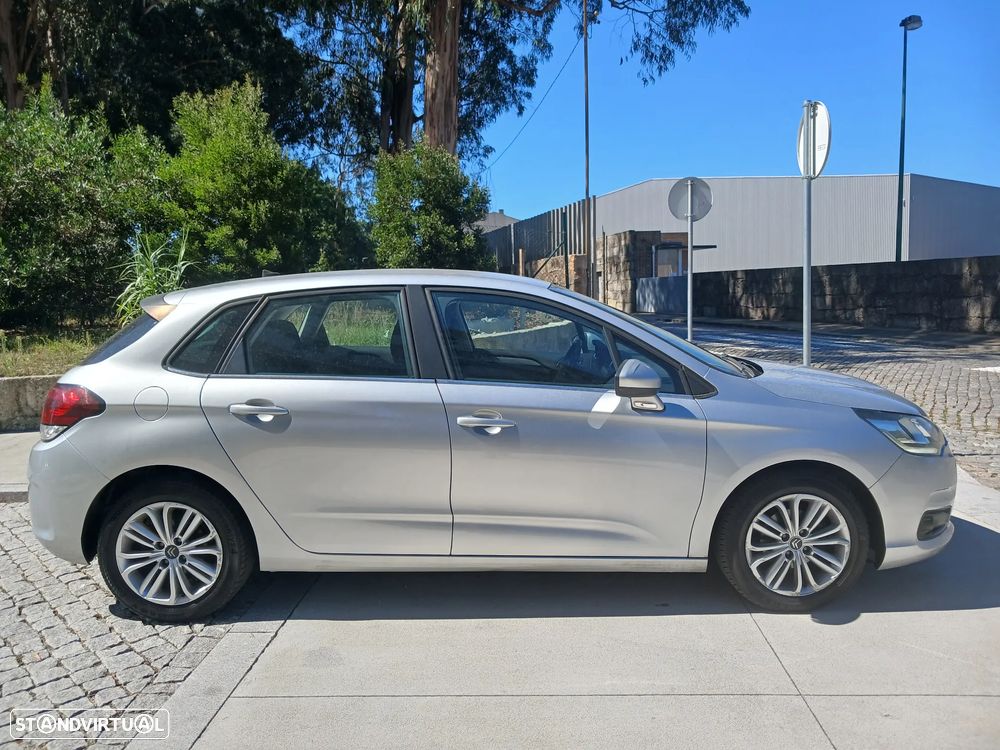 Citroën C4 1.6 BlueHDi Live — fotografia 15