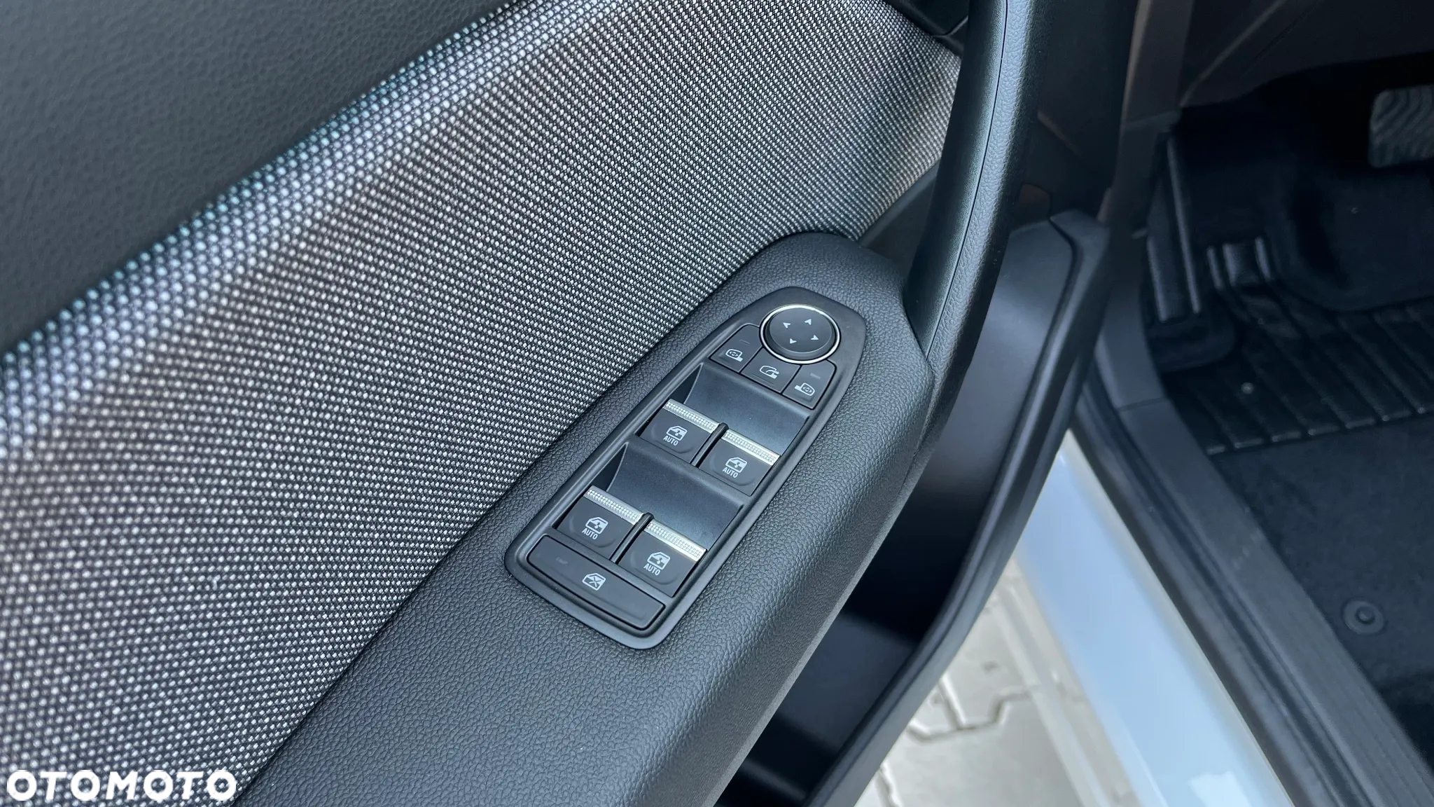 Renault Captur - 9