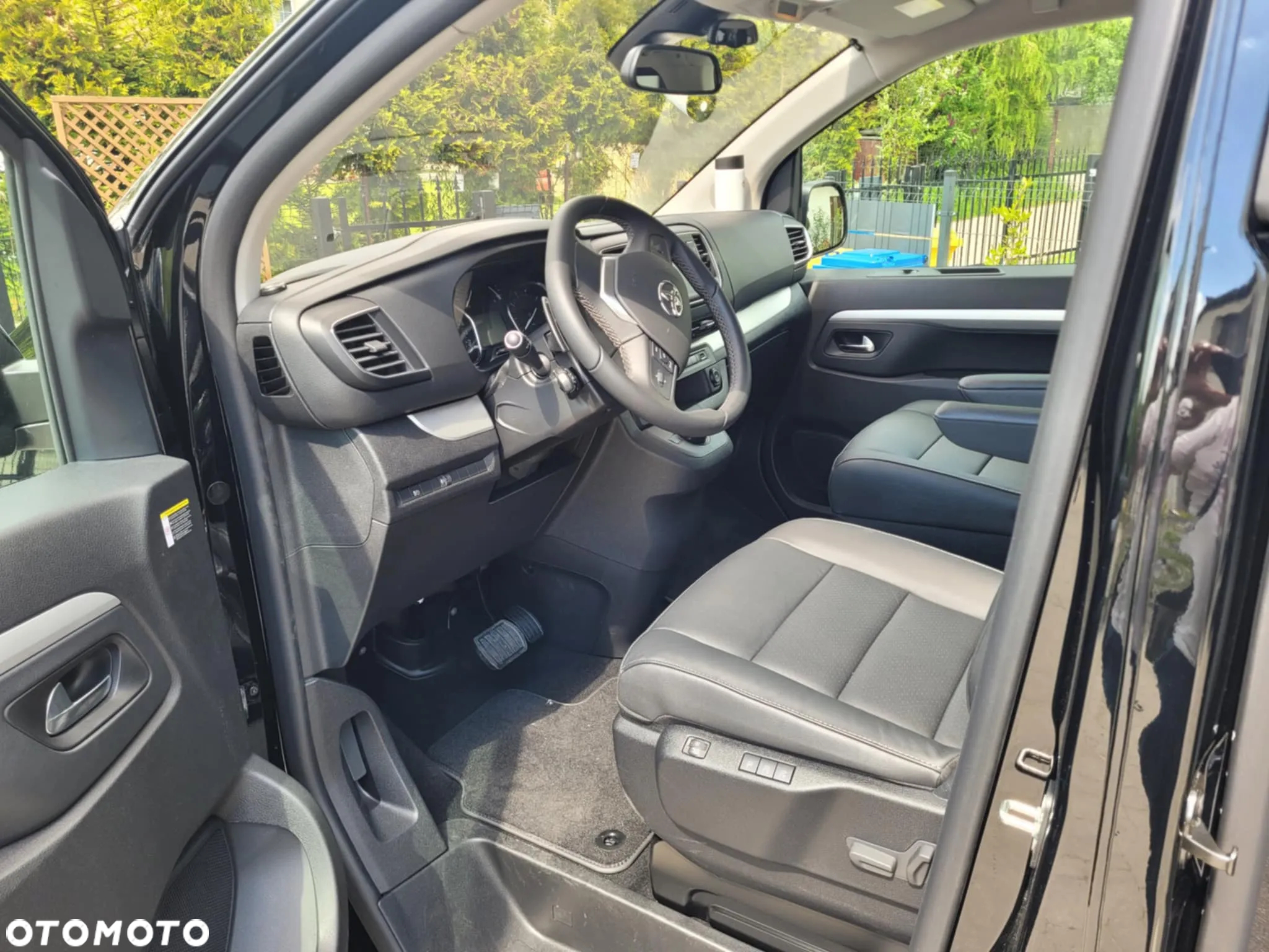 Toyota ProAce Kombi 2.0 D-4D Long 2,8t - 15