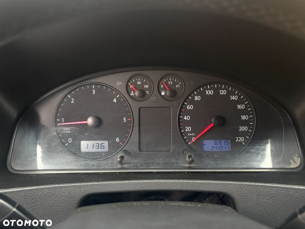 Volkswagen Transporter T5 - 12