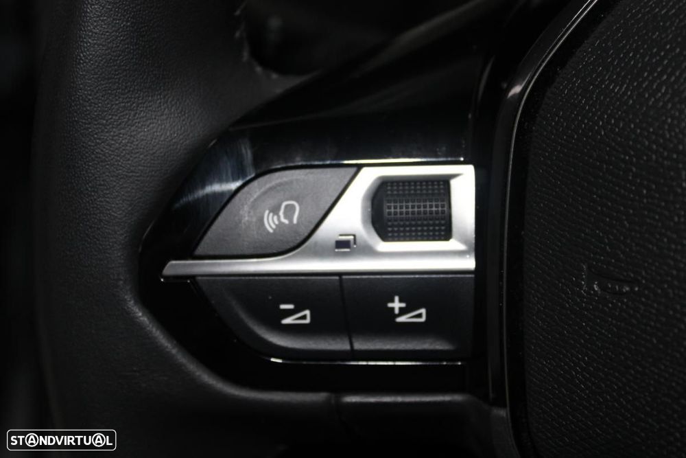 Peugeot e-2008 50 kWh Allure Pack - 15