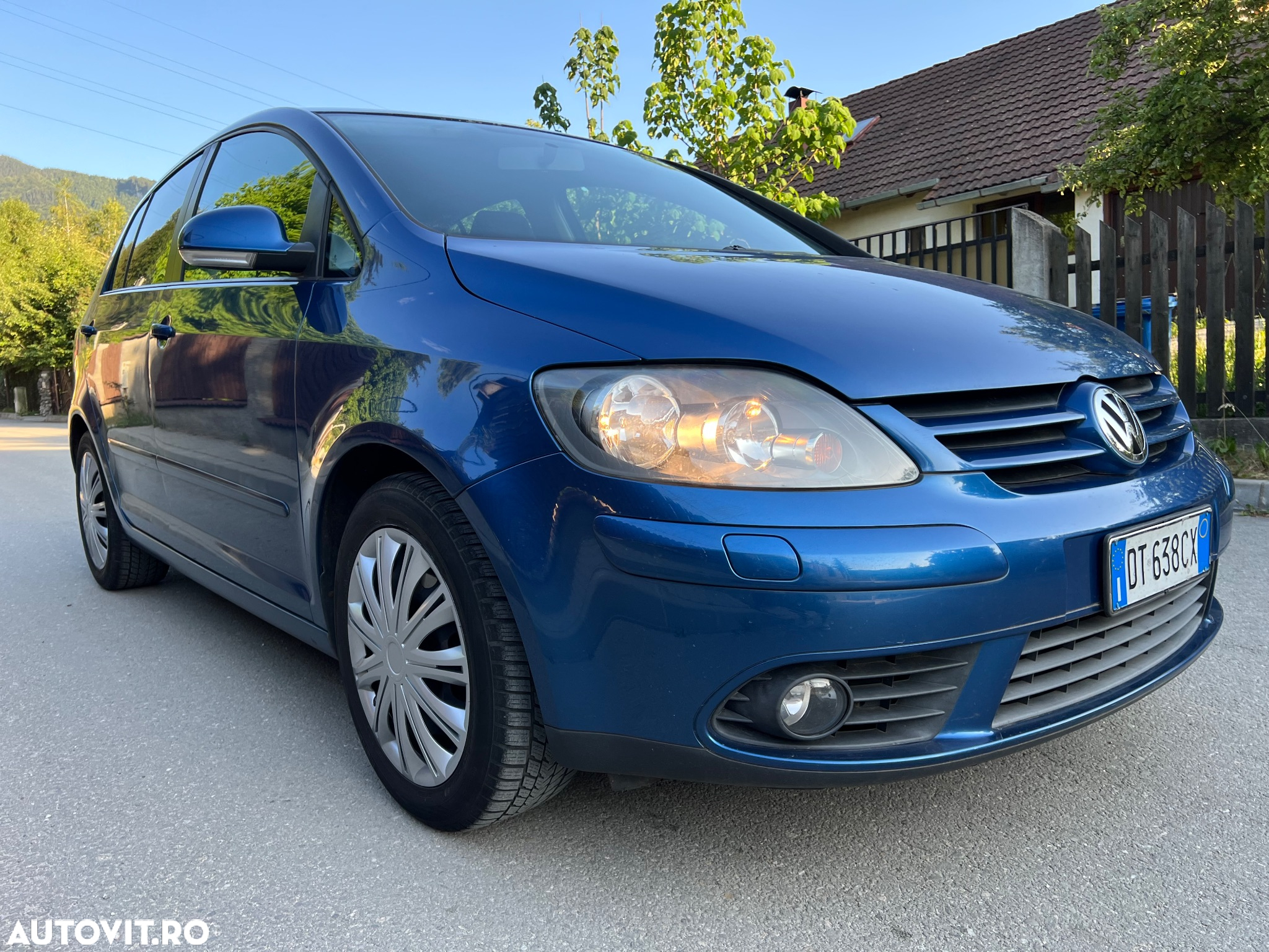 Volkswagen Golf Plus 2.0 TDI DPF Comfortline - 16