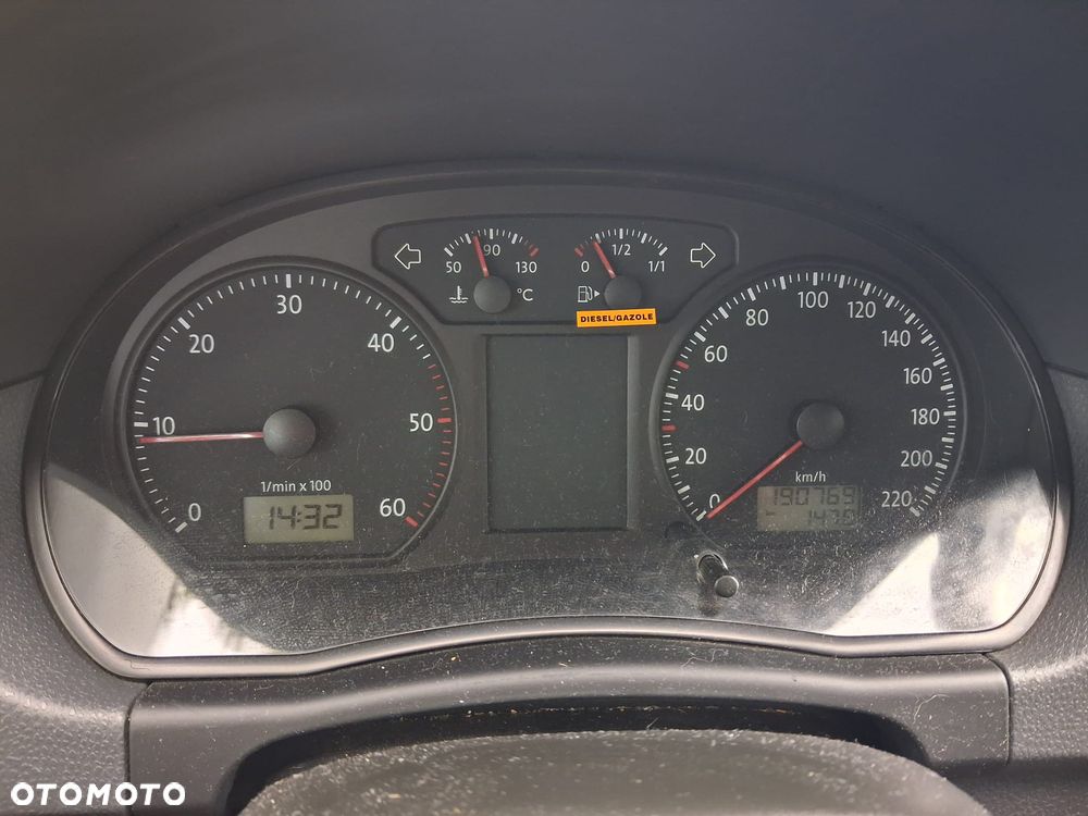 Volkswagen Polo - 10