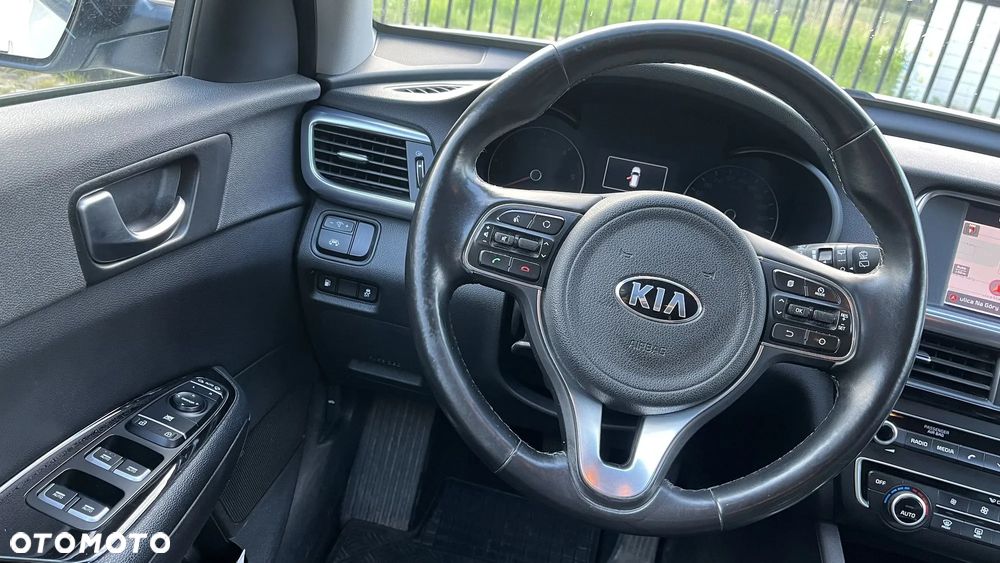 Kia Optima 1.7 CRDI L DCT - 16