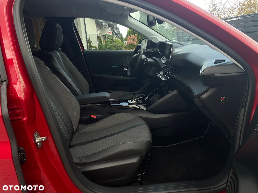 Peugeot 208 1.2 PureTech Allure S&S EAT8 - 17