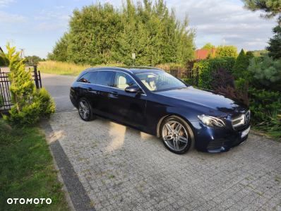 Mercedes-Benz Klasa E 220 d 4-Matic 9G-TRONIC - 24