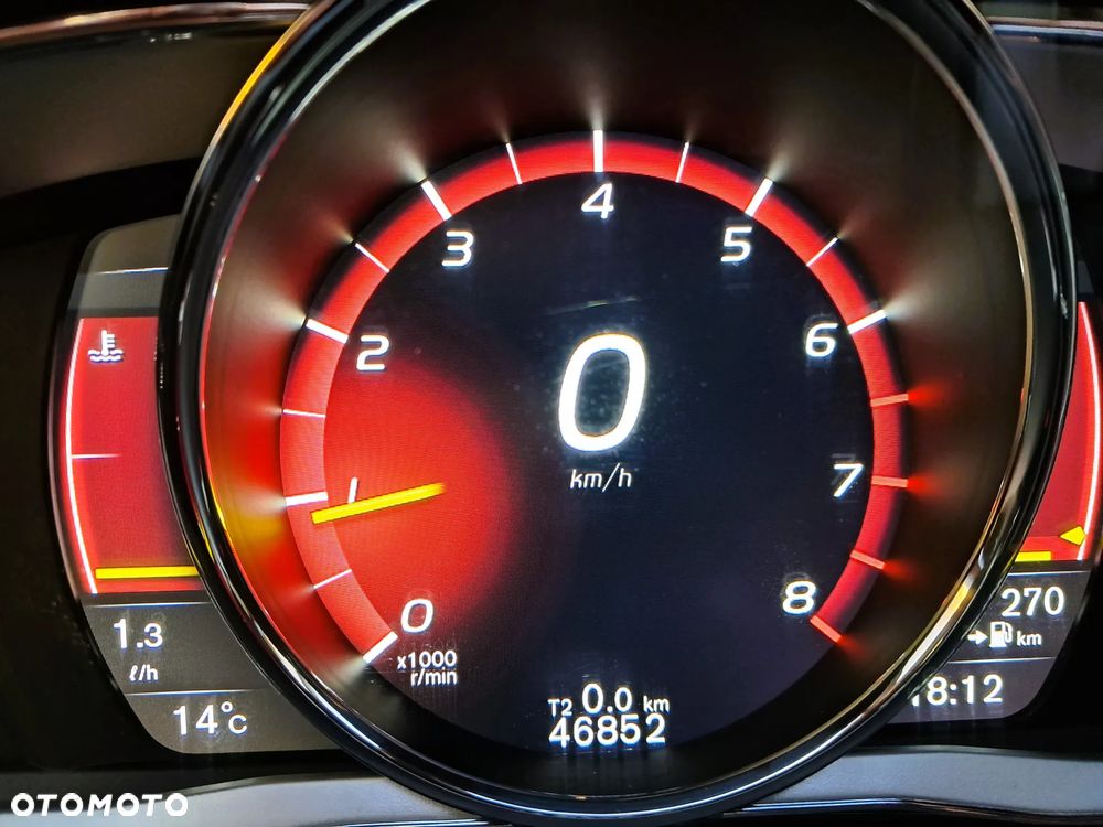 Volvo V60 Cross Country T5 AWD Summum - 16