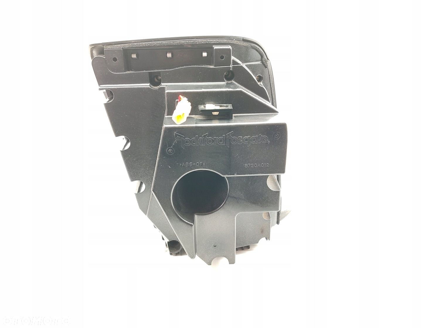 SUBWOOFER MITSUBISHI OUTLANDER II 2.0 DID - 2