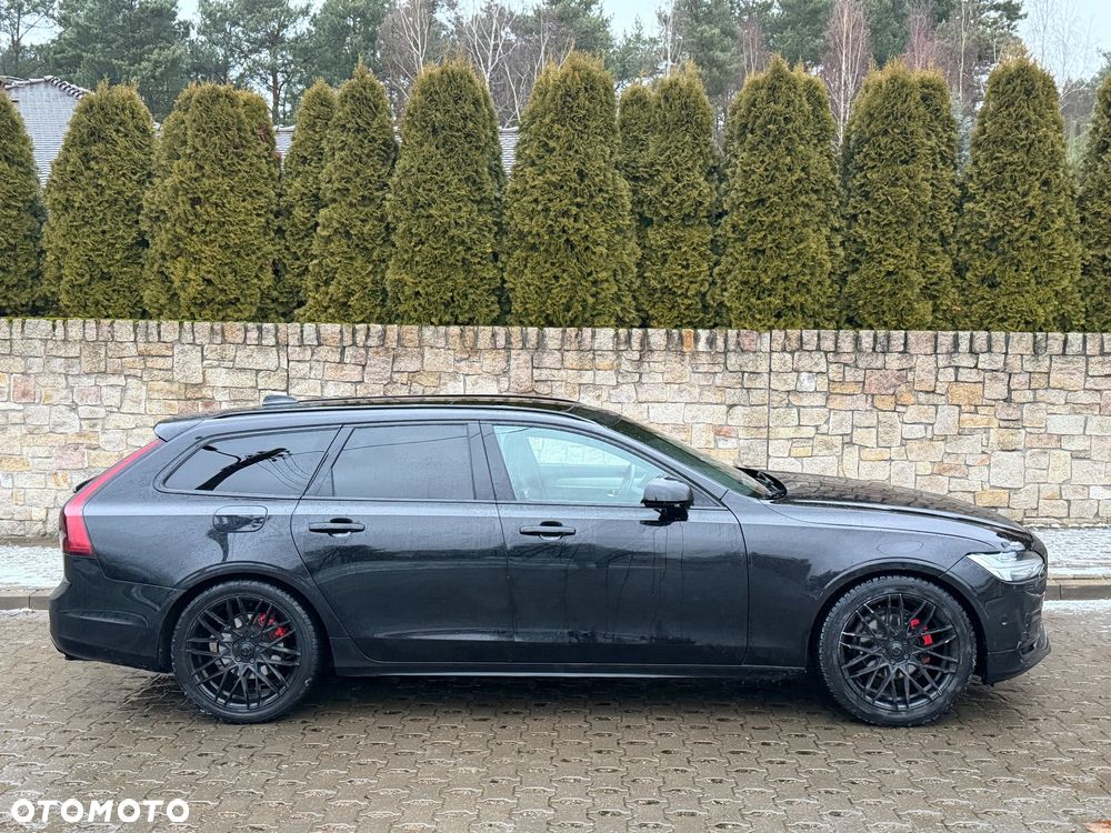 Volvo V90 D4 R-Design - 4