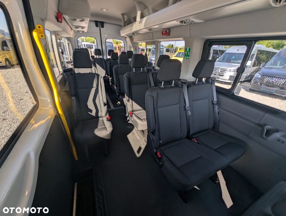 Ford Transit - 23