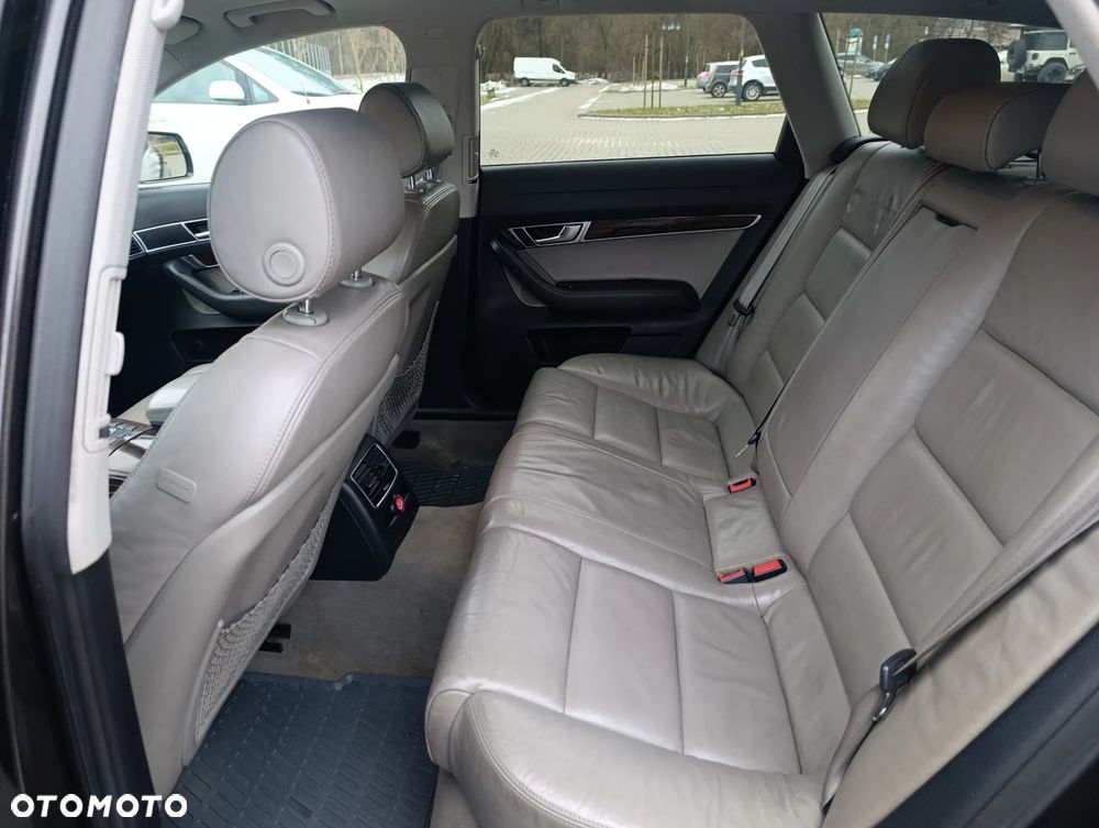 Audi A6 Allroad - 14
