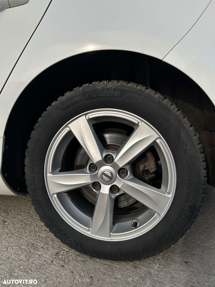 Volvo V40 - 14