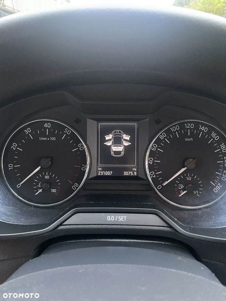 Skoda Octavia 1.4 TSI Ambition - 13