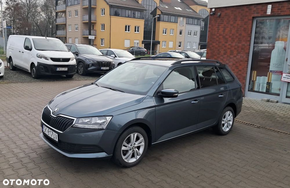 Skoda Fabia 1.0 TSI Ambition - 1